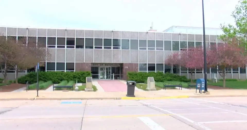 Waterloo man arrested after exposing himself and wiping buttocks at City Hall