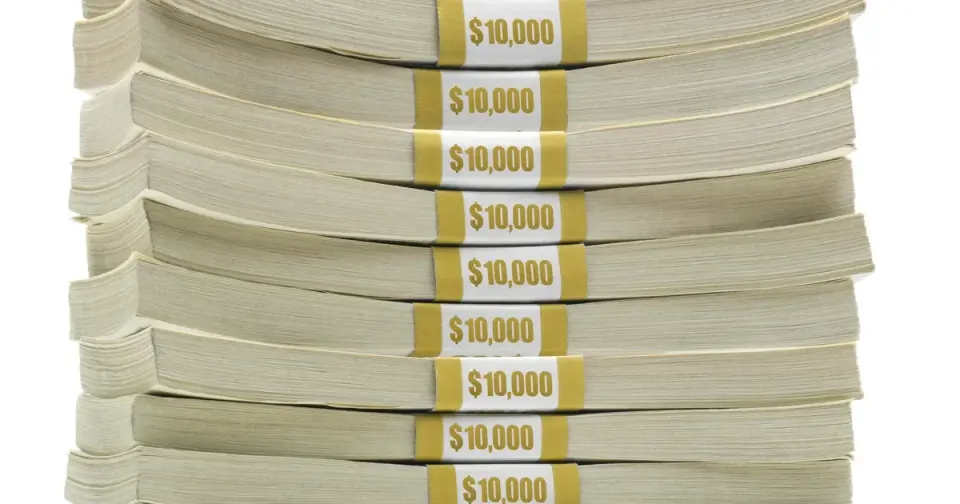 CDs edge out savings and money markets for a $100,000 deposit—here’s why
