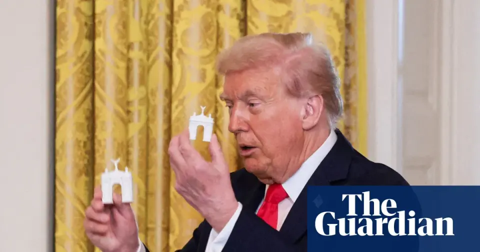 Trump pitches DC triumphal arch as a high-security military complex for weapons