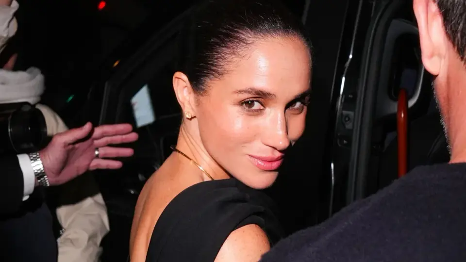Meghan Markle Spotted in Oxfordshire with Ellen DeGeneres and Portia de Rossi