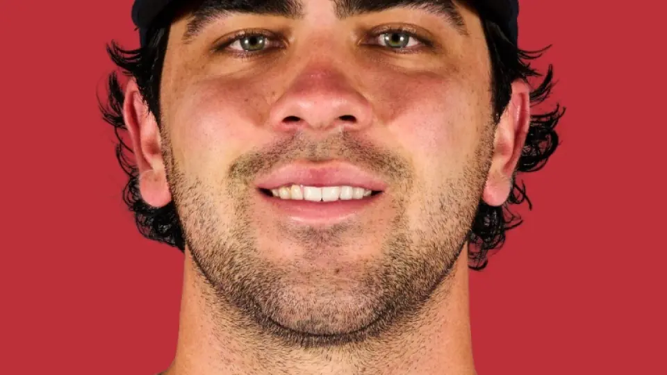 Mayer’s Bitter Leash Claim Triggers Red Sox–Giants Deadline Swap