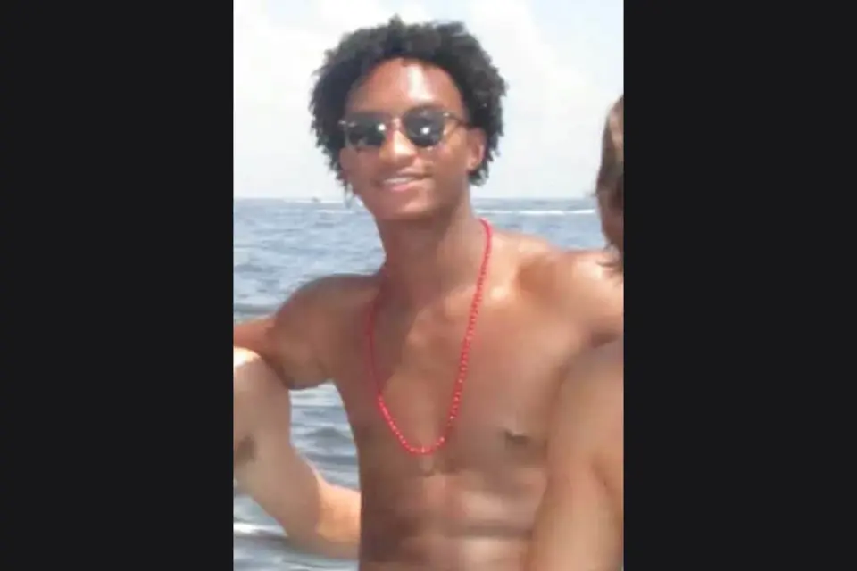 Forensic Report Reveals Friends' Panic and Racial Tensions in Nolan Wells' Final Days