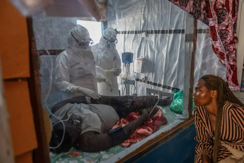 Ebola toll climbs past 200 as Congo-Uganda outbreak intensifies