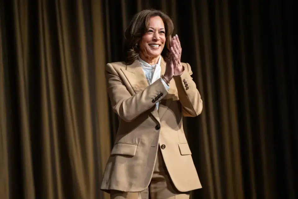 Harris Goes to Michigan on Campaign Swing with El-Sayed, Eyes Detroit Leaders
