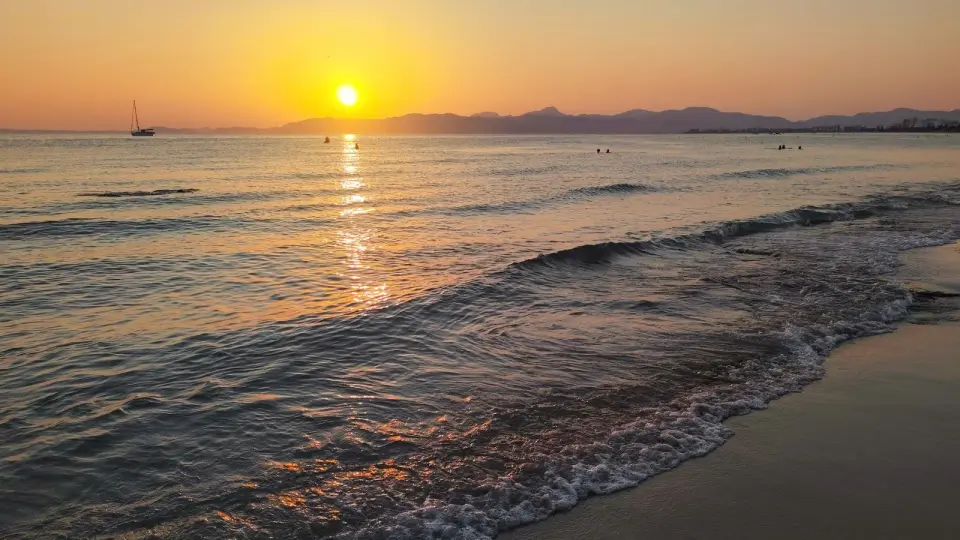 Spain’s 2026 Eclipse: 10 Prime Spots Along the Coast for Totality
