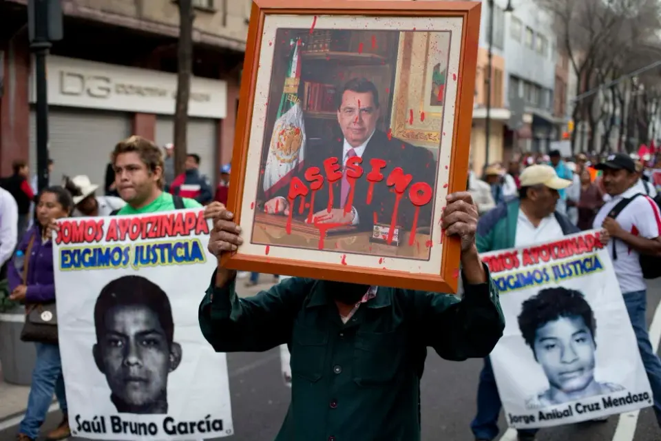 Ex-Guerrero governor arrested in Ayotzinapa case tied to 2014 disappearances