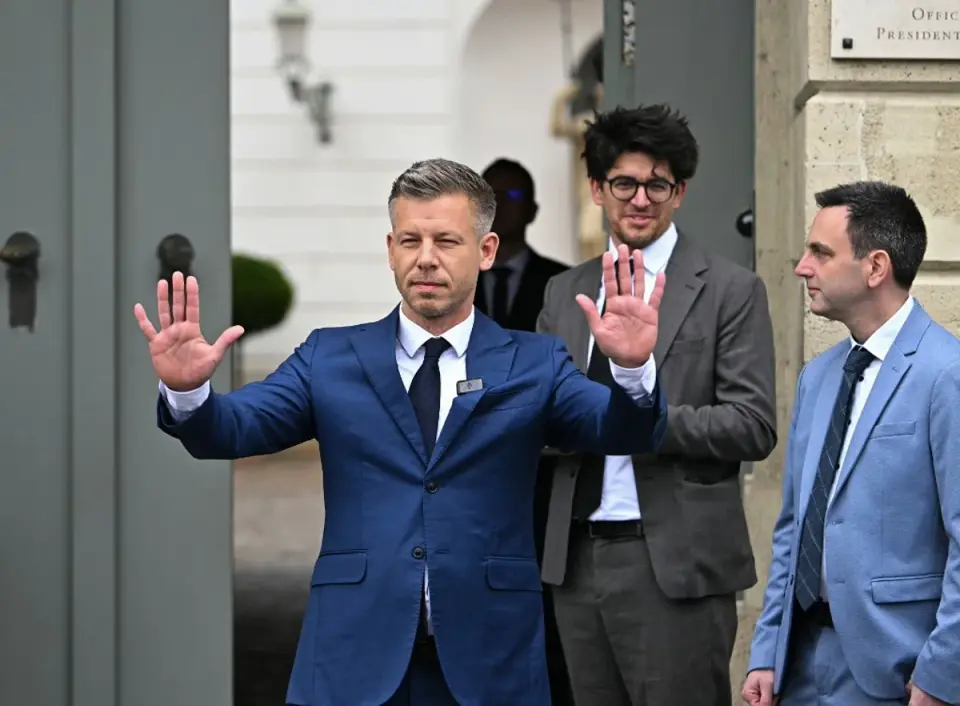 Hungary Signals Move Toward Opening EU Talks With Ukraine and Moldova