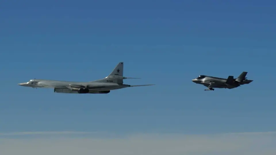 Arctic Sky Intercept: Norway’s F-35s Shadow Russian Tu-160 Bombers