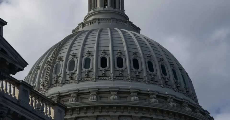 FBI Investigates Suspicious Mailings to Senators and State Election Offices Ahead of Midterms