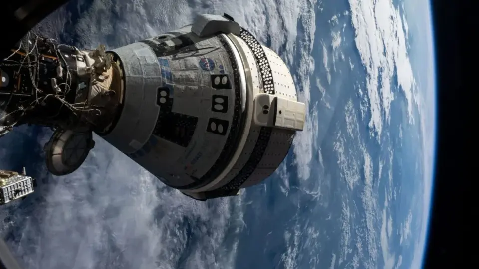 NASA Commits $359M to Boeing Starliner as SpaceX Dragon Nears Retirement