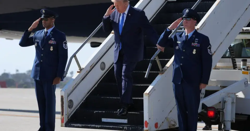 Trump fundraising stop in L.A. spotlights wildfire relief delays