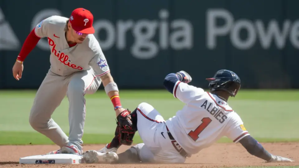 Pole-position or surprises: CBS experts map the 2026 MLB postseason field
