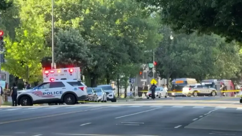 Domestic violence suspect killed by police on DC Metrobus
