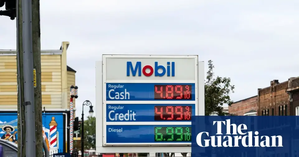 Record Diesel Prices Squeeze Midwest Farmers and School Districts Amid Supply Crises
