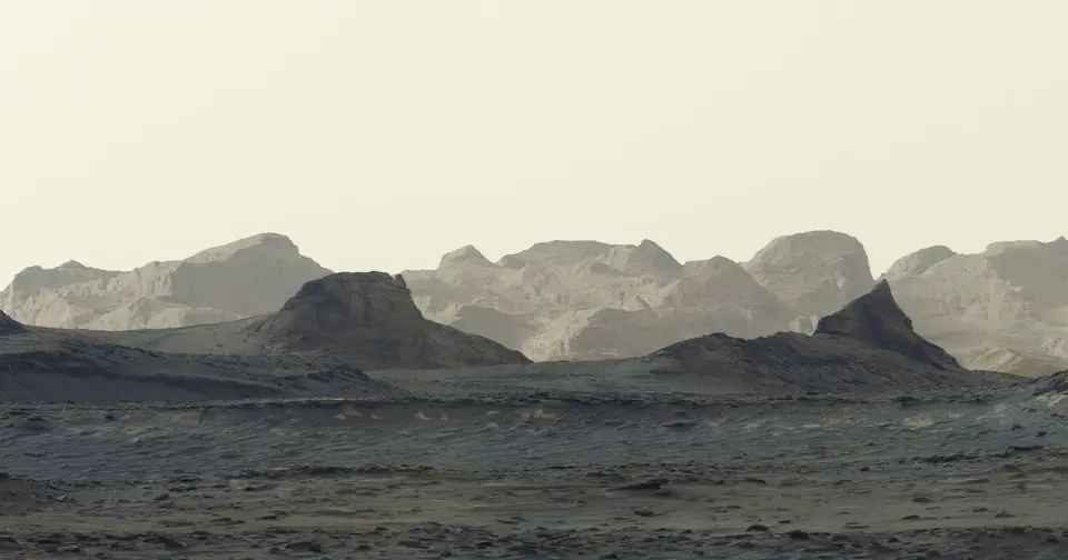 Curiosity Rover Captures Unbalanced Dawn Panorama of Mysterious Martian Yardangs