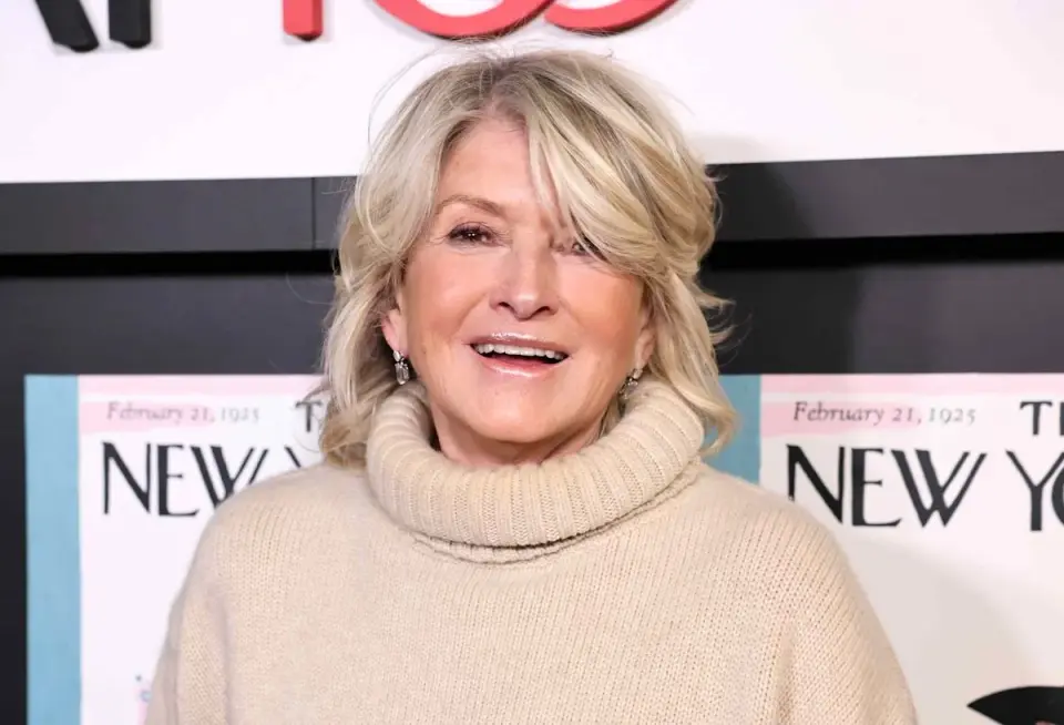 Martha Stewart Debuts Rose-Gold Hair at 85, Trades Blonde Bob for a Pink Glow