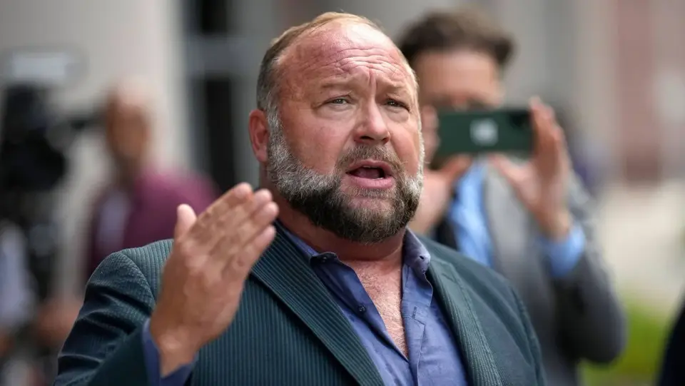Texas court trims Jones' Sandy Hook damages to $1.5M