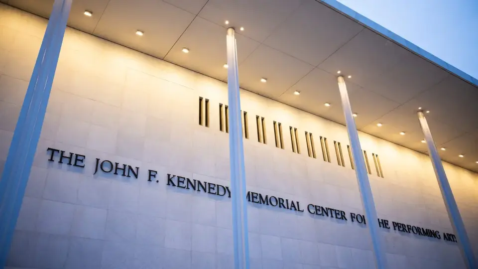 Kennedy Center Restores Trump's Name, Tests Court Ruling