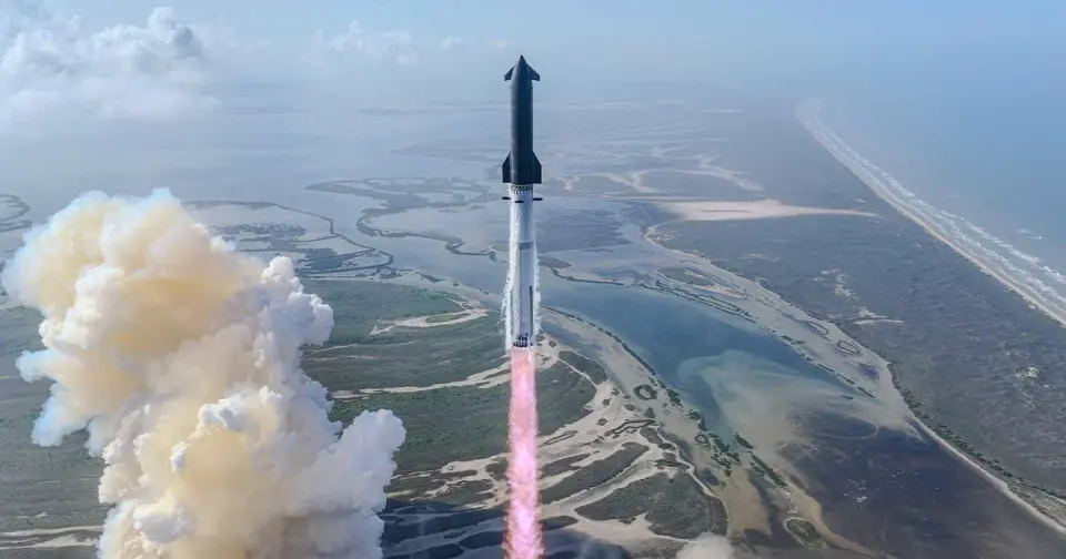 Starship V3 Shockwaves Revealed in 120fps Slow-Mo Launch