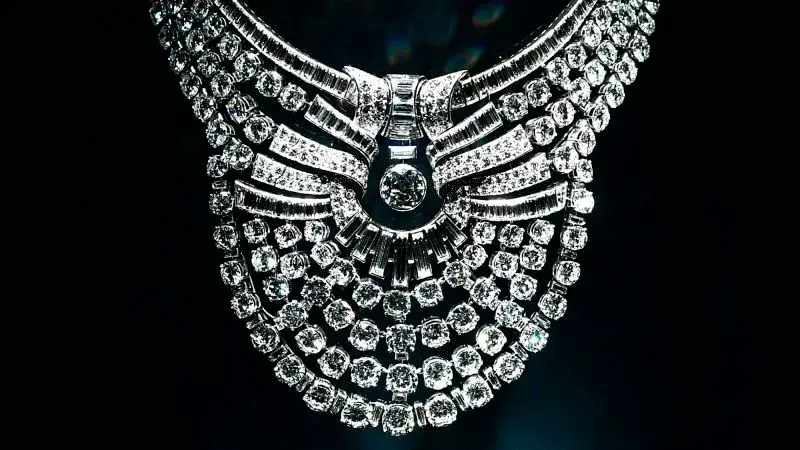 Vienna Museum Heist: Thieves Snatch $4M Egyptian Queen's Necklace in Daylight Raid