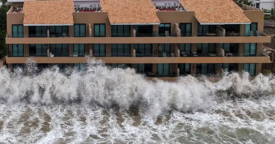 Six Dead as Hurricane Simon Lingers Off Mexico While Rachel’s Remnants Flood Baja California