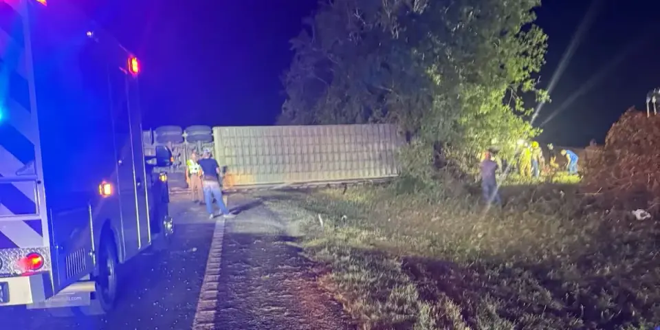 Three Dead, Including Child, in Robertson County Semi Truck Crash