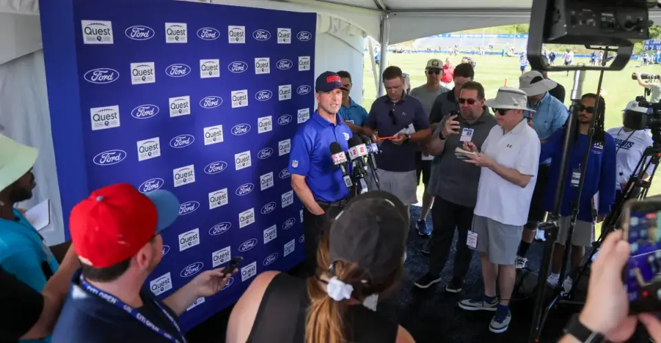 Giants ease into light practice after three-padded days at Greenbrier