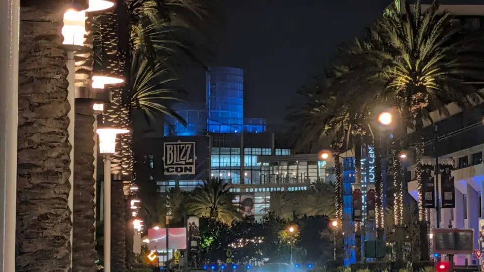 BlizzCon Scalping Crisis: Scarce Merch and Digital Pets Drive Resellers