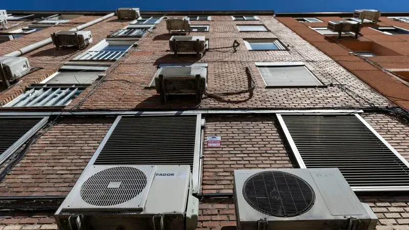 Europe’s heat waves reveal why air conditioning isn’t widely used