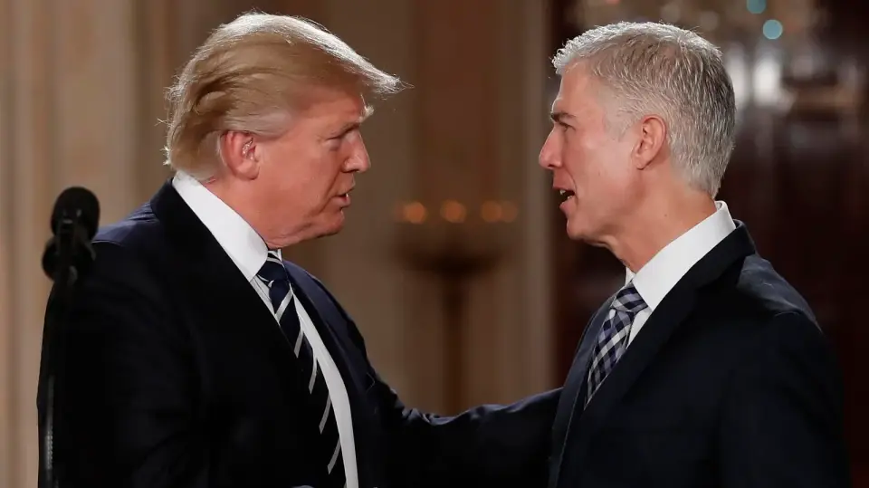 Trump Mounts Fresh Attack on Justices Gorsuch and Barrett Over Immigration Ruling