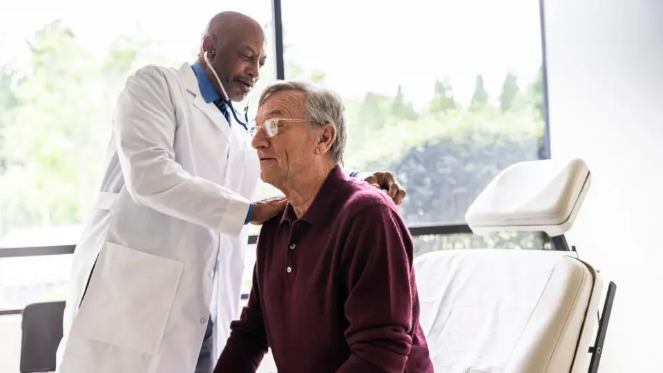White House Deploys $90 Medicare Checks to 20 Million Seniors Ahead of Midterms