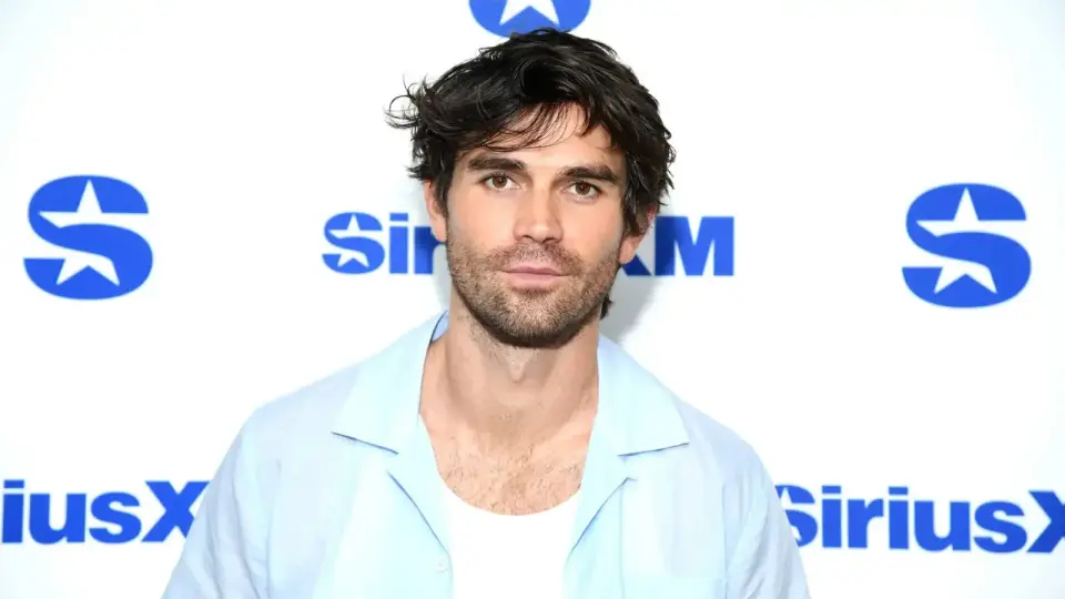 KJ Apa Calls Out Impostor Behind Mr. Fantasy Video