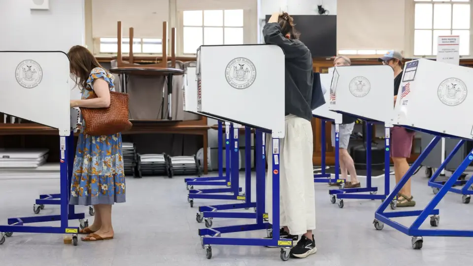 AI PAC Cash Clash Reshapes NYC Primary on Regulation