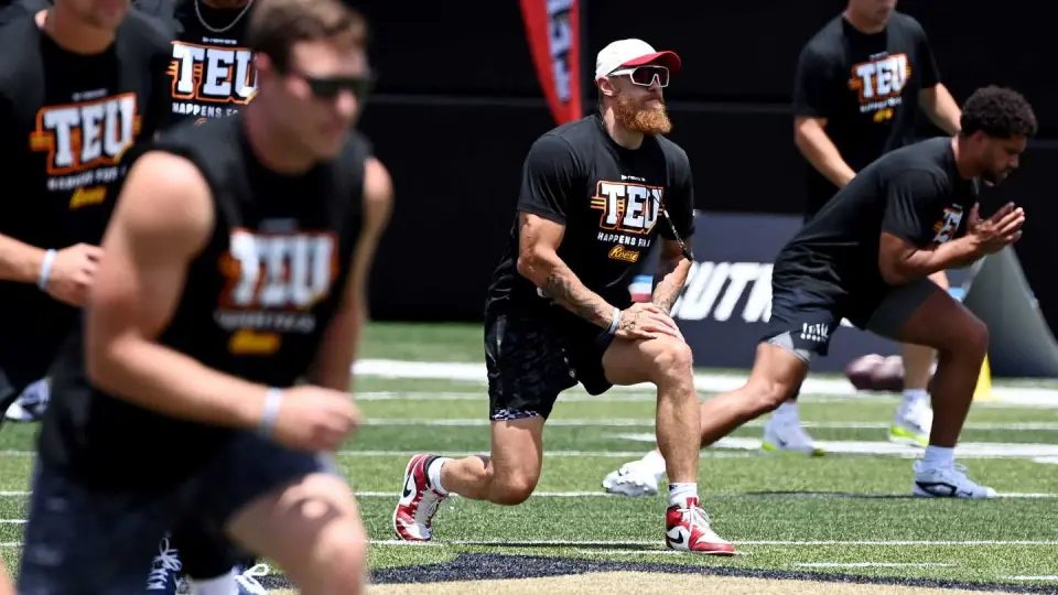 Kelce-Swift wedding draws NFL tight ends to NYC