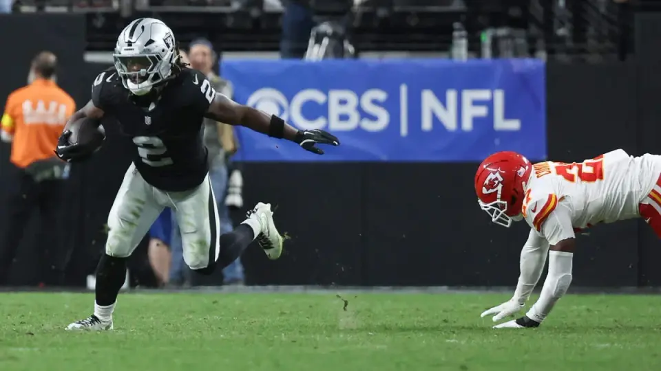 Raiders Challenge Chiefs in Historic AFC West Clash as Dolphins Face Defensive Crisis