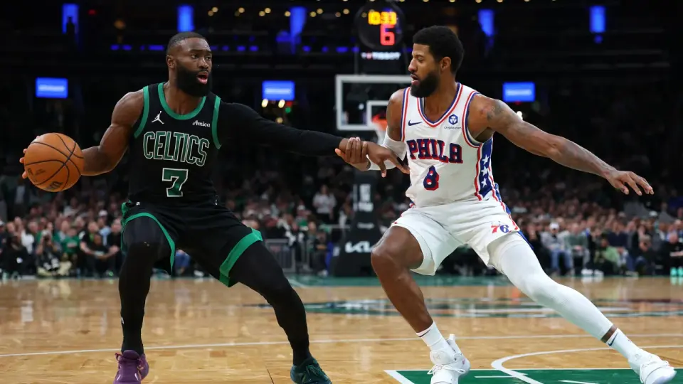 Brown to 76ers in blockbuster swap for Paul George and draft picks
