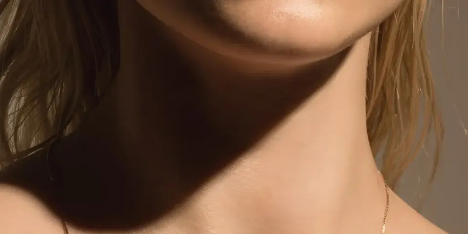 2026 Neck Renaissance: Non-Surgical Ways to Lift and Tighten