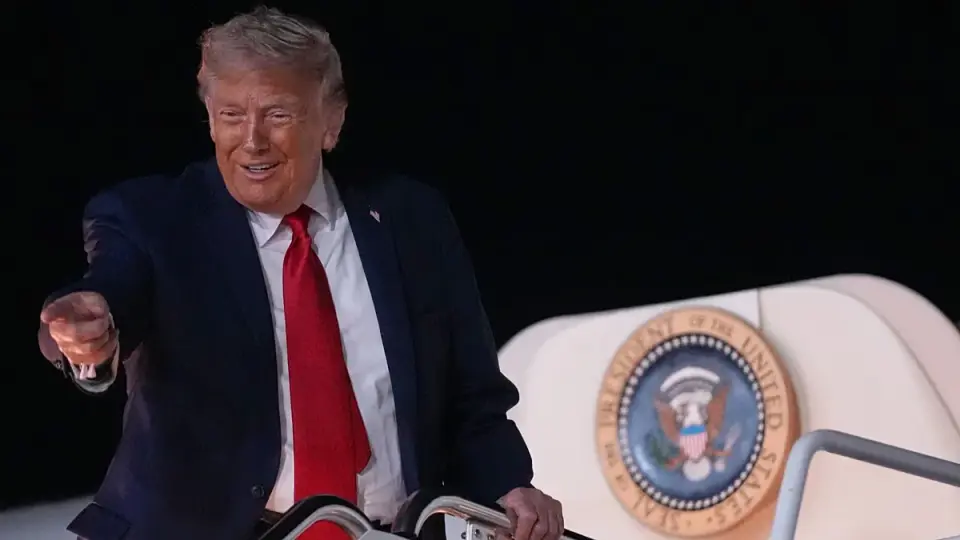 Trump declares US-Iran peace deal complete, Hormuz open to oil flow