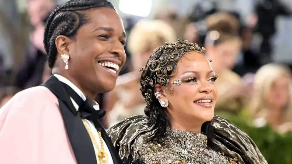 Celebrity Couples Take Center Stage at Met Gala 2026 in Artful Fashion