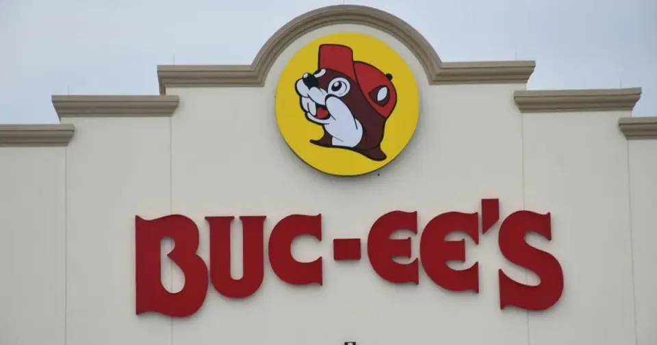 Trademark clash: Buc-ee’s accuses local Beavercreek store of logo infringement