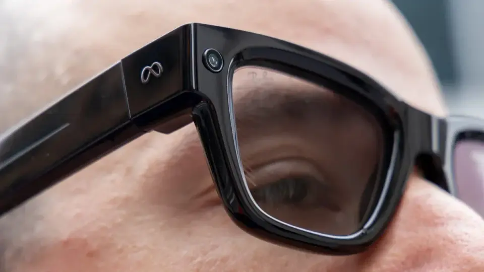 Meta Glasses Close One Creepy-Recording Loophole With LED Update