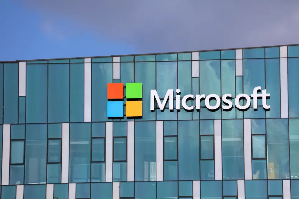 Microsoft Faces $744B AI Spending Test as Azure Growth Meets Credit Tightening