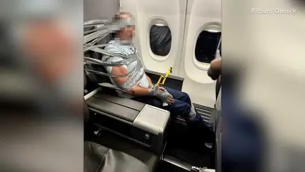 Federal indictment filed against man duct-taped on American Airlines flight