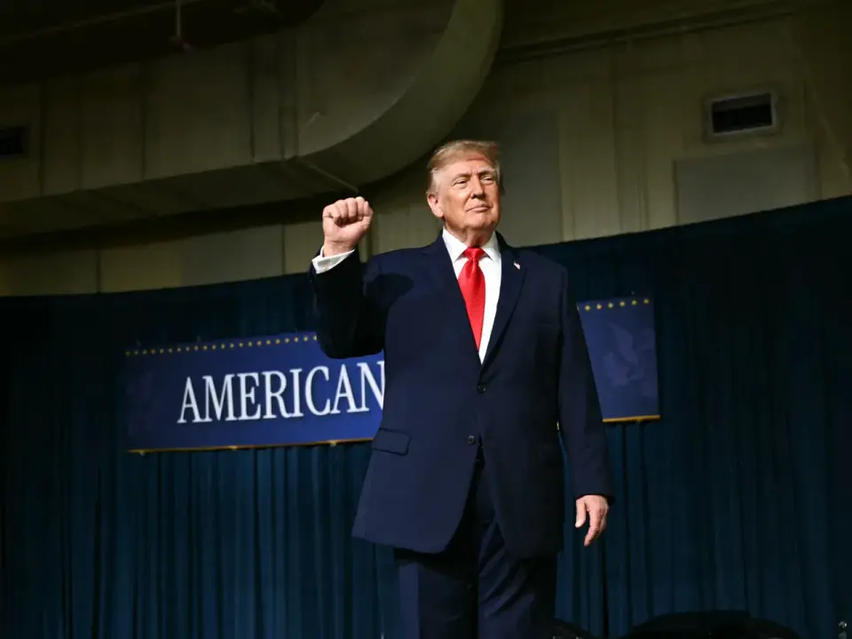 Trump Launches 32-Day Midterm Blitz Amid Record-Low Approval and Economic Strain