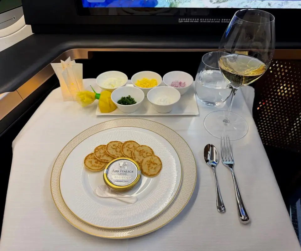 Starlux A350 First Class Review: High-End Service Masks Structural Flaws