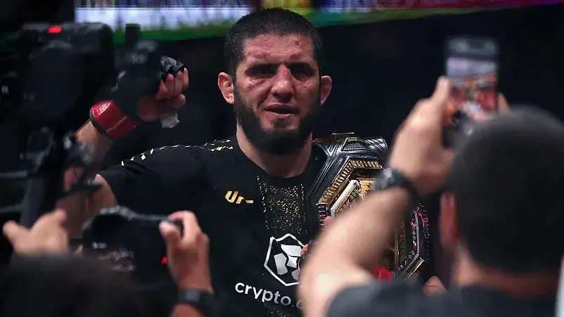 Rogan questions Makhachev's viability at welterweight after UFC 330