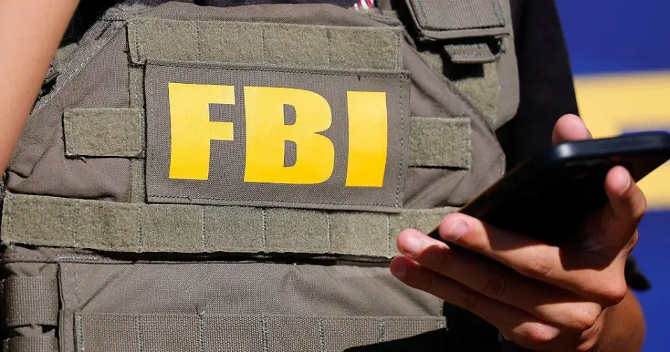 FBI Arrests Canadian Cyber Negotiator in ShinyHunters Probe
