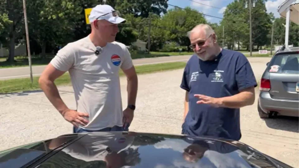 Grandfather’s Tears as Late Wife’s 1990 Corvette Emerges Refreshed After 25-Year Sleep