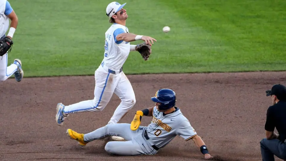 Gallaher’s Two-Run Triple Sparks UNC Past WVU in Omaha