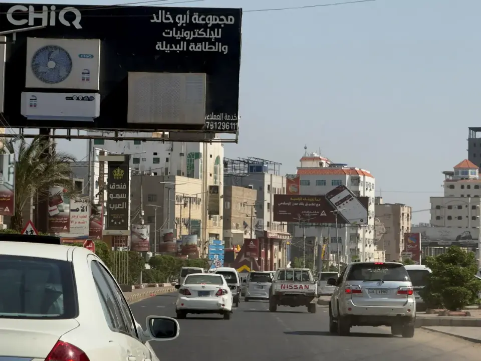 Aden residents brace for conflict as Houthi strikes target government and airport